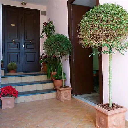Alojamento de Acomodação e Pequeno-almoço Il Giardino Segreto 3*