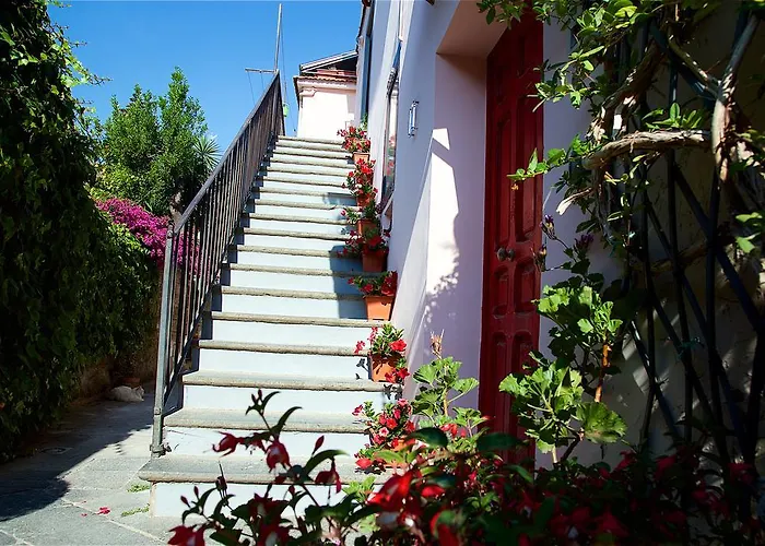 Il Giardino Segreto 4*